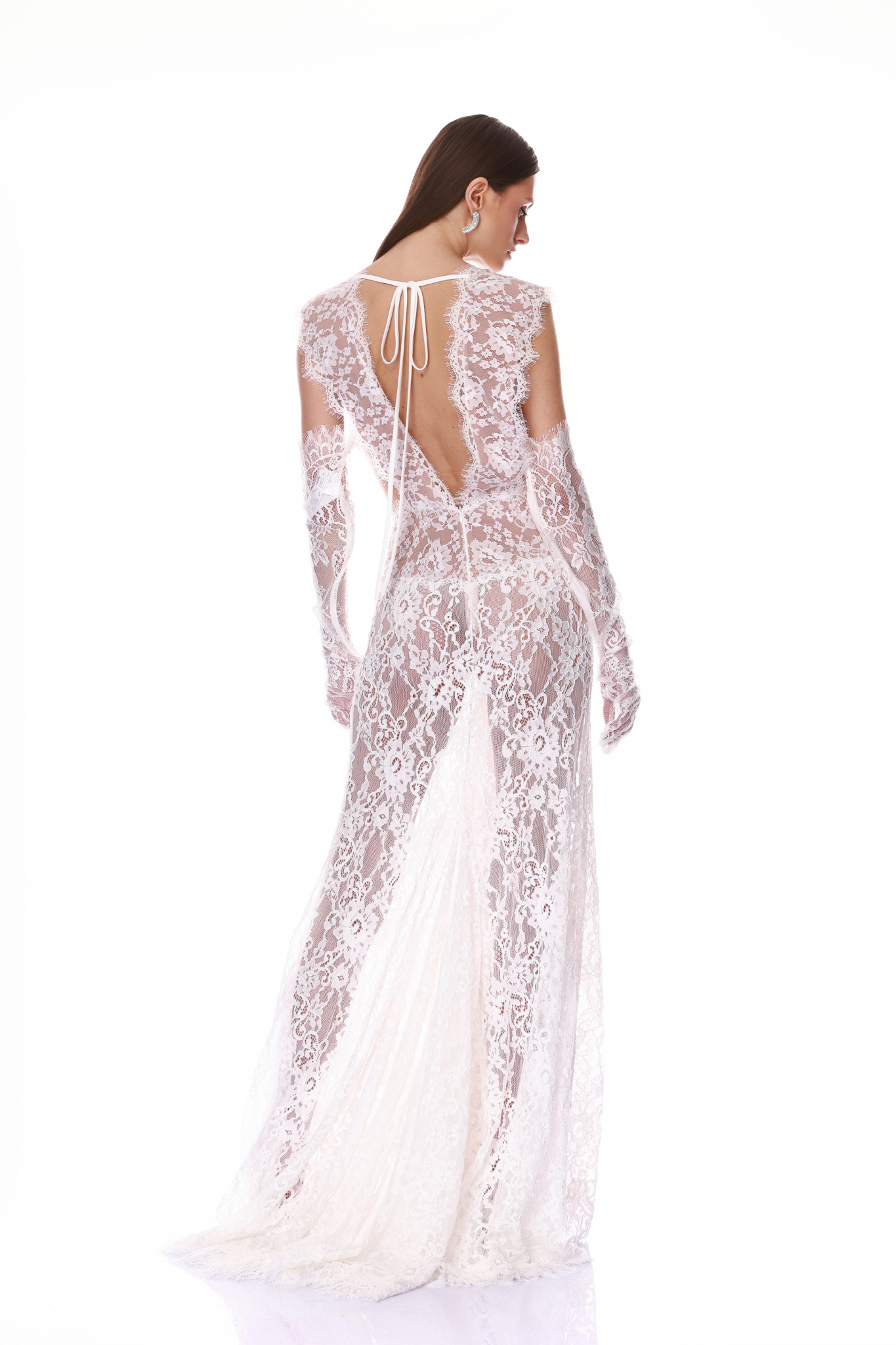 Naia Blanc Lace V-Neck Gown