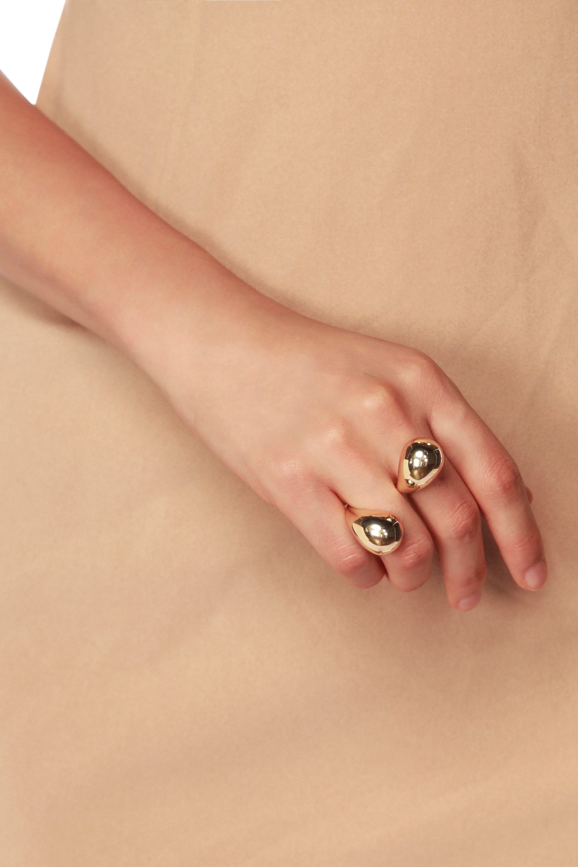 Large Dual Ring
